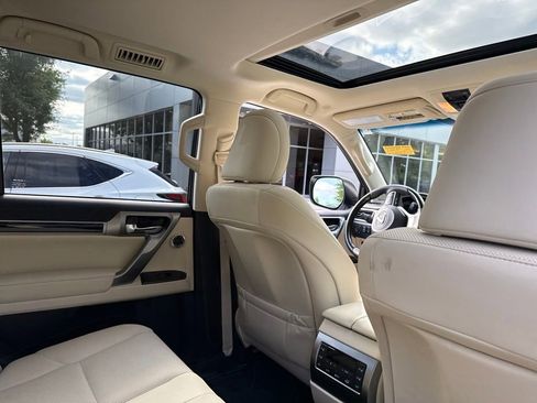 Used 2023 Lexus GX 460 Premium w/ Premium Plus Package AWD/4WD image 9