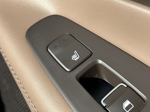 Used 2022 Hyundai Santa Fe Limited image 34