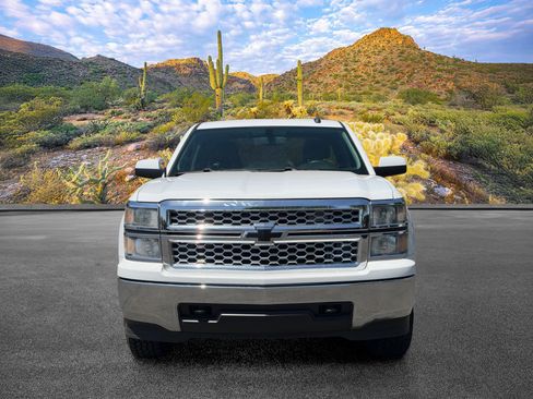 Used 2015 Chevrolet Silverado 1500 LT AWD/4WD image 5