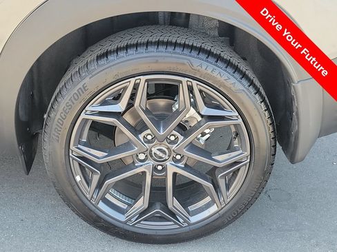 Certified 2026 Nissan Kicks SR FWD image 27