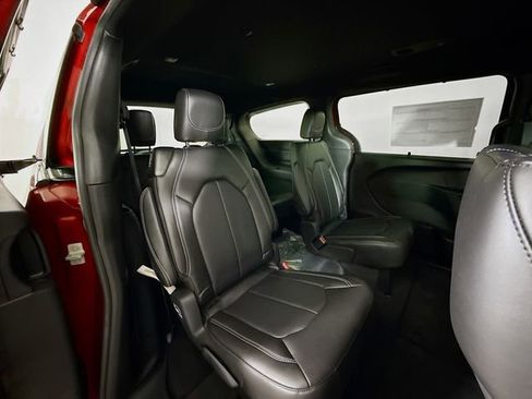 New 2026 Chrysler Pacifica Select w/ S Appearance Package image 26