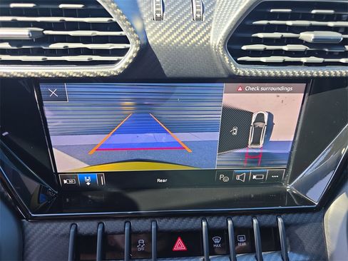 Used 2023 Lamborghini Urus Performante image 30