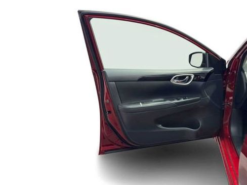 Used 2019 Nissan Sentra SV FWD image 10
