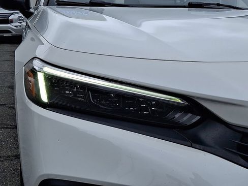 Used 2022 Honda Civic Sport image 9