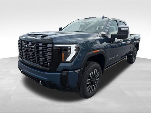 New 2026 GMC Sierra 2500 Denali Ultimate AWD/4WD image 3