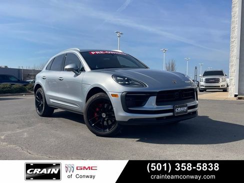 Used 2022 Porsche Macan S w/ Premium Package Plus image 1