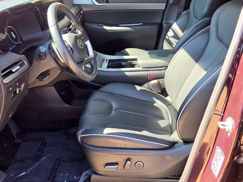 Used 2024 Hyundai Palisade SEL w/ Premium Package FWD image 11
