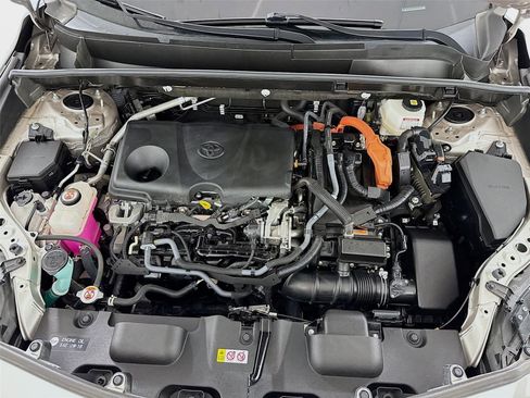 Used 2022 Toyota Venza XLE AWD/4WD image 29