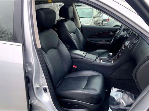 Used 2017 INFINITI QX50 AWD w/ Premium Plus Package image 7