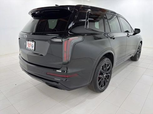 Used 2024 Cadillac XT6 Sport w/ Technology Package AWD/4WD image 5