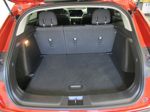 Used 2024 Chevrolet Trax LS image 13