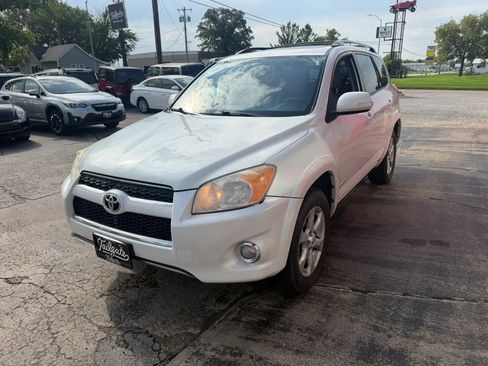Used 2011 Toyota RAV4 Limited w/ Limited Extra Value Pkg AWD/4WD image 4