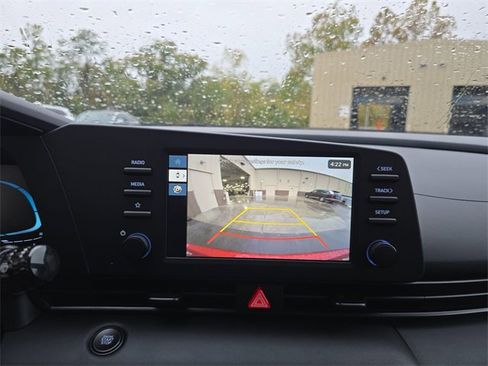 New 2025 Hyundai Elantra Sport image 17