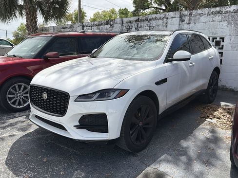 Used 2023 Jaguar F-PACE S image 3