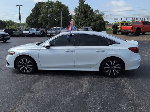 Used 2022 Honda Civic EX image 4