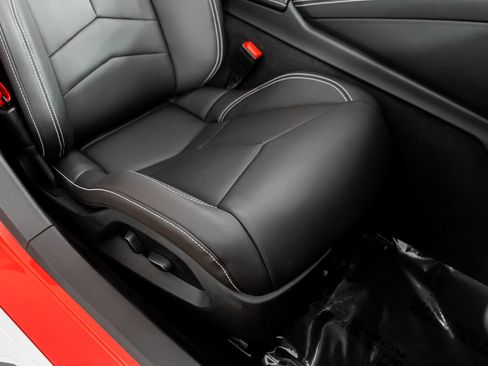 Used 2020 Chevrolet Corvette Stingray Convertible w/ 1LT image 32