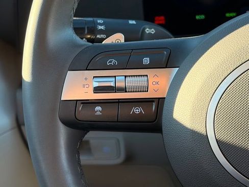 Used 2024 Hyundai Kona SEL FWD image 19