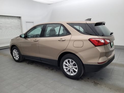 Used 2019 Chevrolet Equinox LS image 3