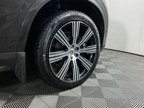 Used 2024 Volvo XC90 B6 Ultimate image 9