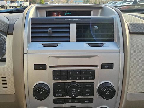 Used 2009 Mercury Mariner Premier image 14