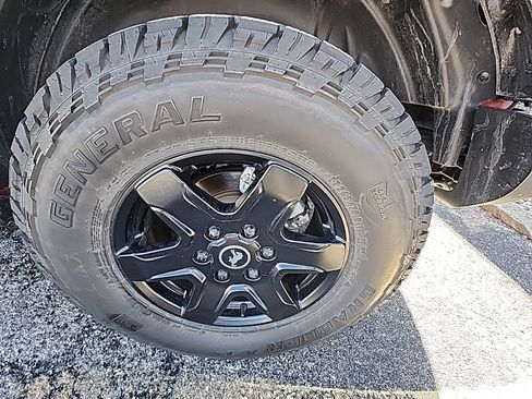 Used 2024 Ford Bronco Black Diamond image 16