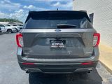 Used 2024 Ford Explorer XLT w/ Equipment Group 202A image 4