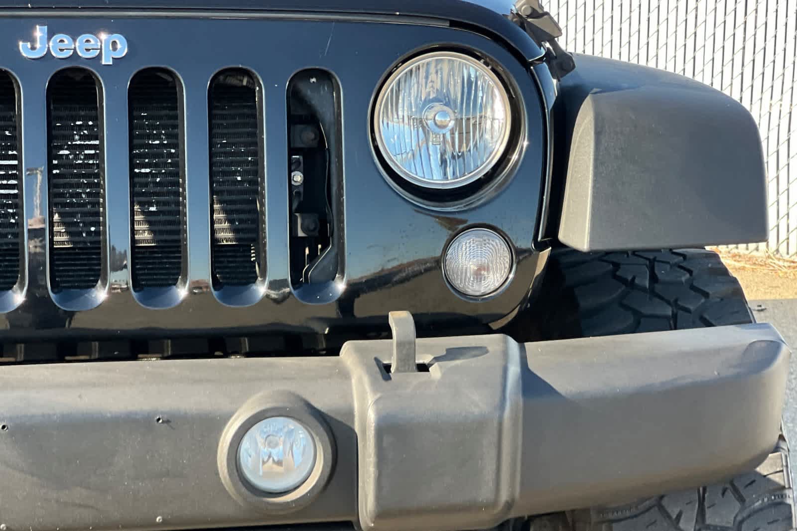 Used 2016 Jeep Wrangler Sport w/ Quick Order Package 24S AWD/4WD image 14