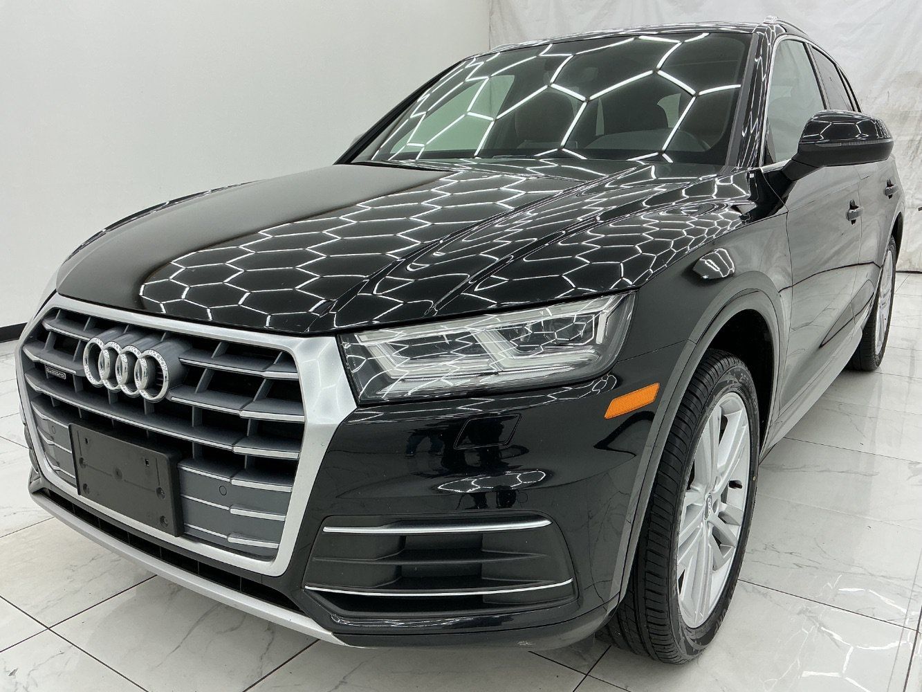 Used 2020 Audi Q5 2.0T Premium Plus w/ Premium Plus Package AWD/4WD image 1