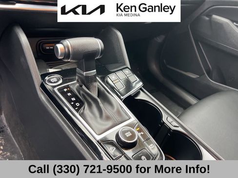 Certified 2025 Kia Sportage EX image 35