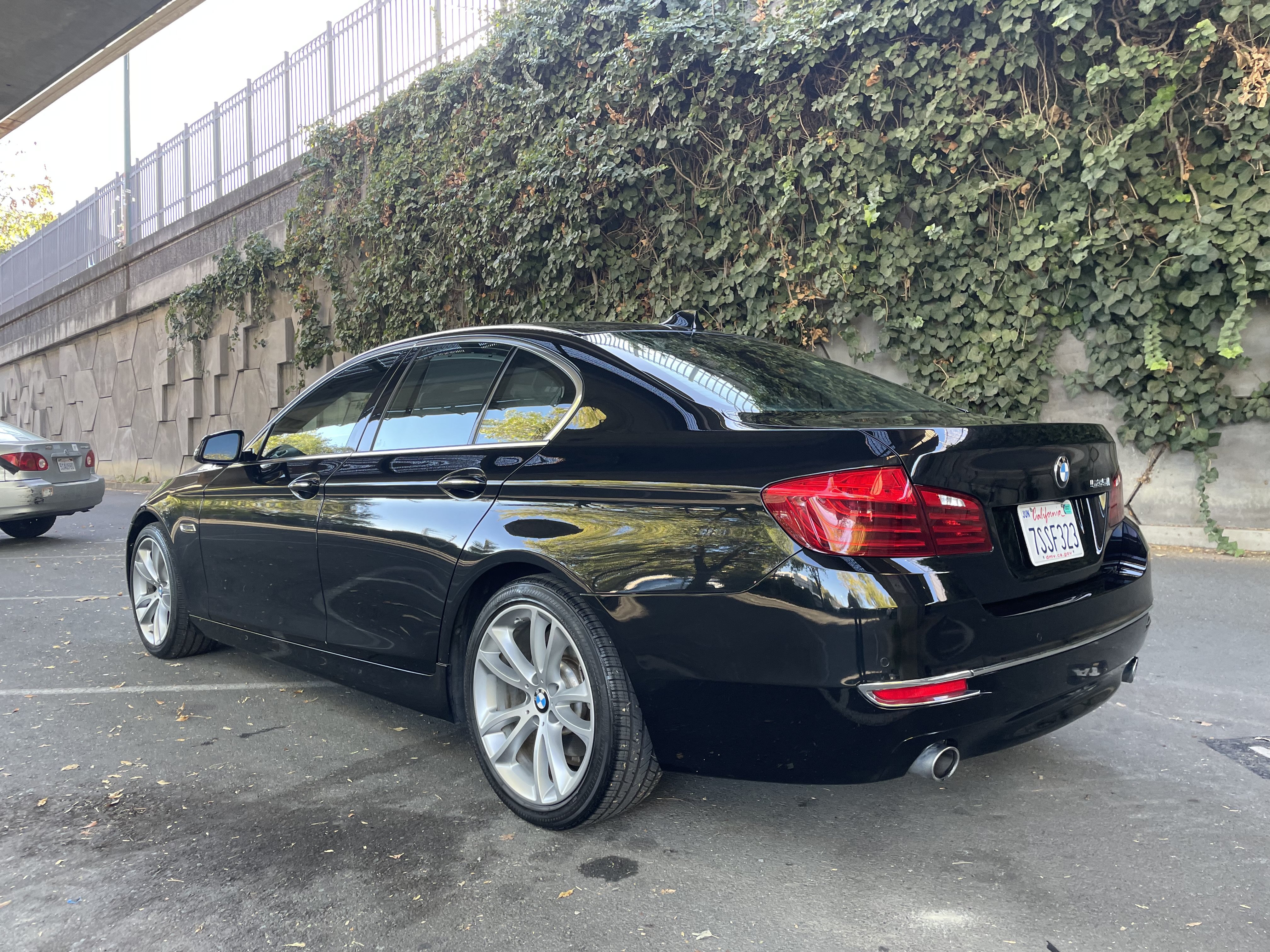 Used 2016 BMW 535i Sedan RWD image 3