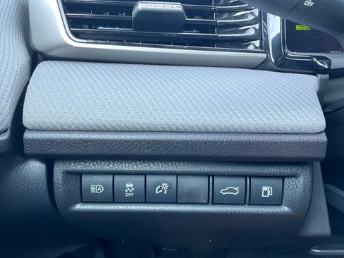 Used 2026 Toyota Camry SE w/ Convenience Package FWD image 21
