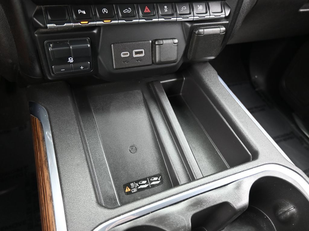 Used 2021 Chevrolet Silverado 1500 High Country RWD image 23