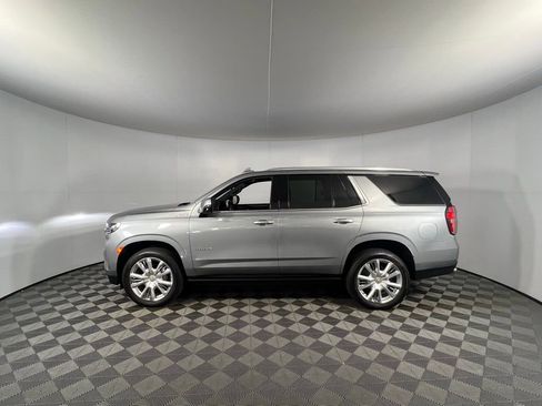 Used 2024 Chevrolet Tahoe High Country w/ Premium Package image 10
