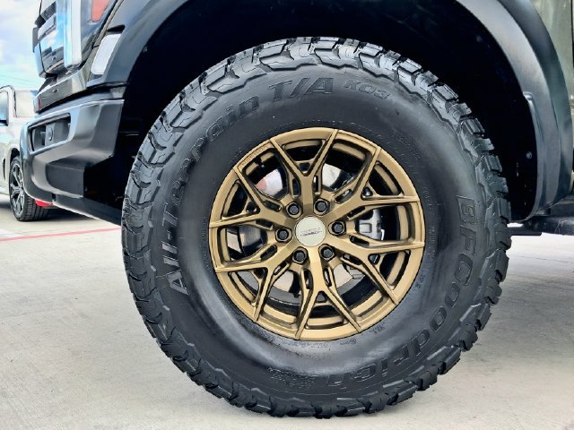 Used 2025 Ford F150 Raptor AWD/4WD image 26