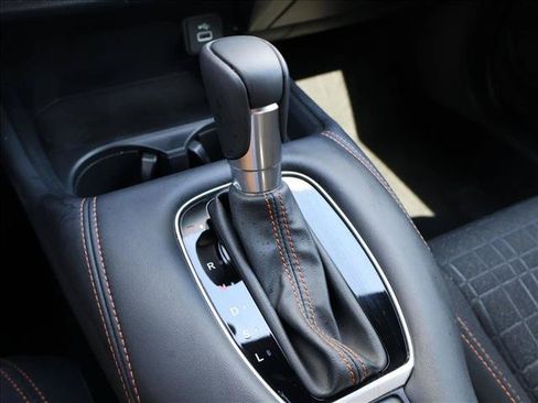 Used 2025 Honda HR-V Sport image 17