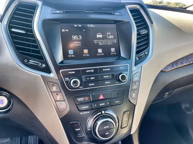 Used 2017 Hyundai Santa Fe Limited FWD image 18