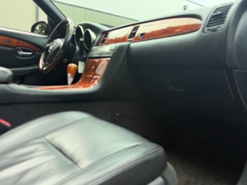 Used 2007 Lexus SC 430 Convertible RWD image 34