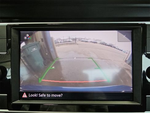 Used 2024 Volkswagen Jetta SE image 20