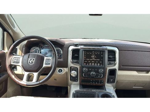 Used 2017 RAM 1500 Laramie w/ Convenience Group AWD/4WD image 15