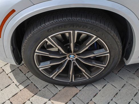 Used 2021 BMW X5 xDrive45e w/ M Sport Package AWD/4WD image 13