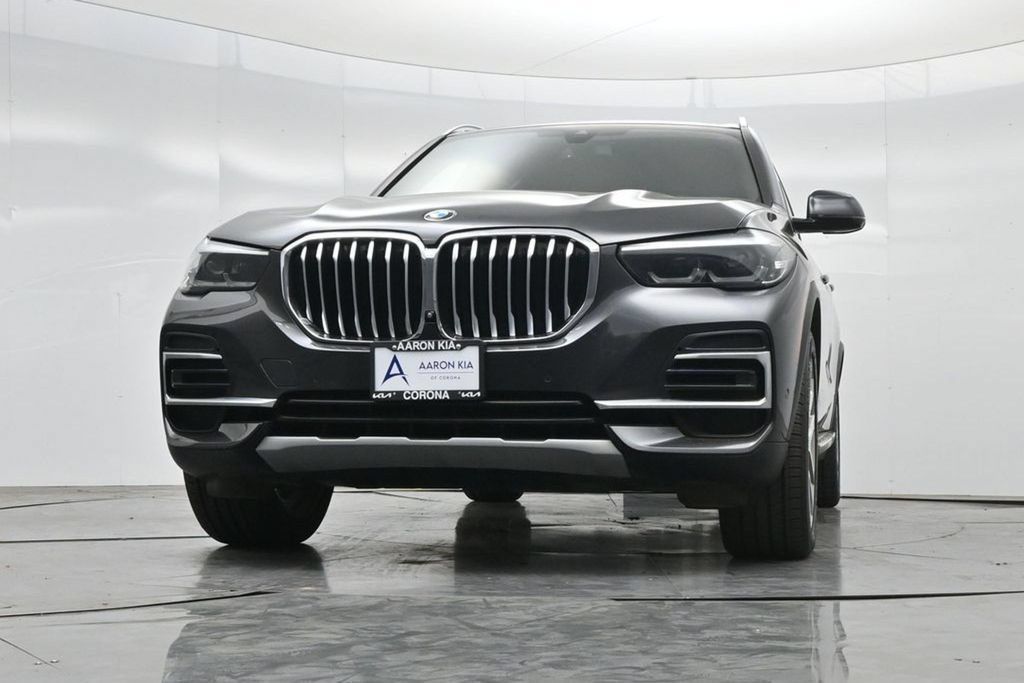 Used 2023 BMW X5 xDrive40i AWD/4WD image 53