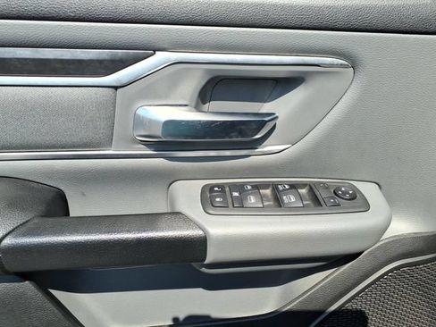 Used 2019 RAM 1500 Big Horn AWD/4WD image 11