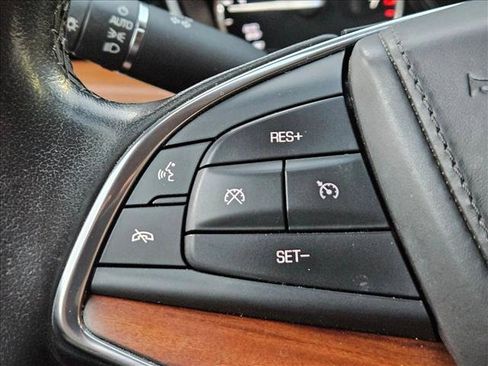 Used 2018 Cadillac XT5 Platinum w/ Driver Assist Package AWD/4WD image 20