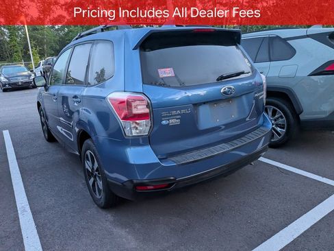 Used 2017 Subaru Forester 2.5i Premium w/ All-Weather Package AWD/4WD image 4