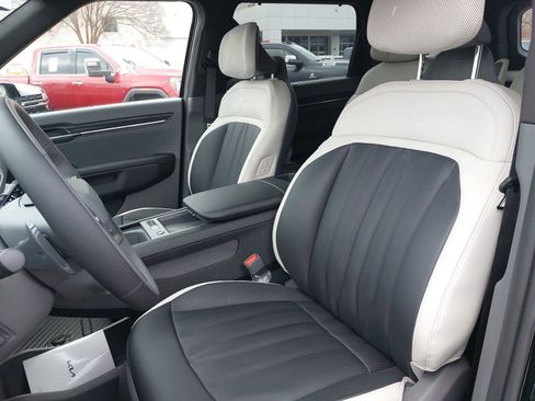 New 2026 Kia EV9 GT-Line image 17