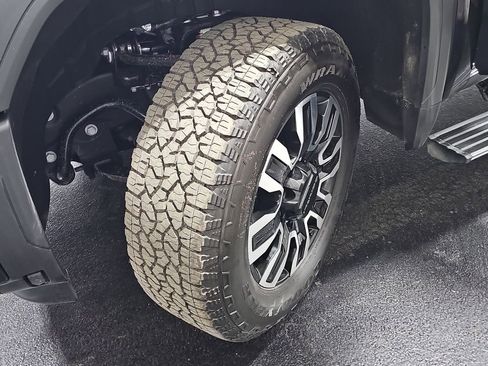 New 2025 GMC Sierra 2500 Denali Ultimate image 34