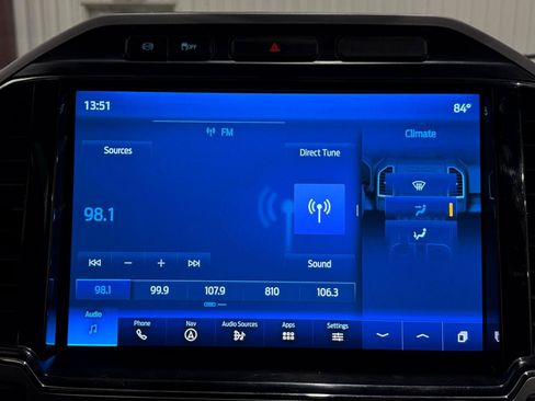 Used 2022 Ford F450 Lariat w/ Lariat Value Package AWD/4WD image 14