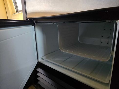 Used 2019 Mercedes-Benz Sprinter 170 image 27