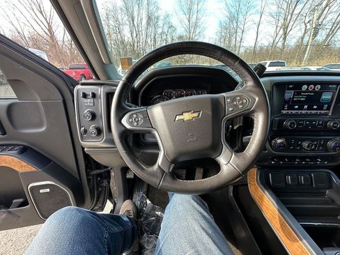 Used 2015 Chevrolet Silverado 2500 LTZ w/ Duramax Plus Package image 24