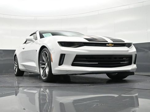 Used 2017 Chevrolet Camaro LT image 28